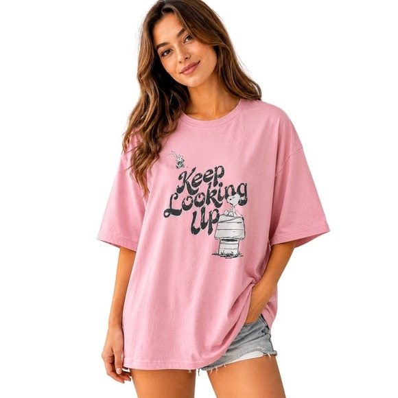 Peanuts Tops - Peanuts Snoopy Graphic Tee Women's XXL Pink Keep Looking Up Short Sleeve Shirt